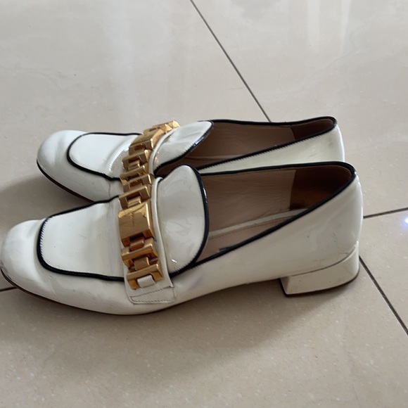 Prada patent loafers - Picture 2 of 6